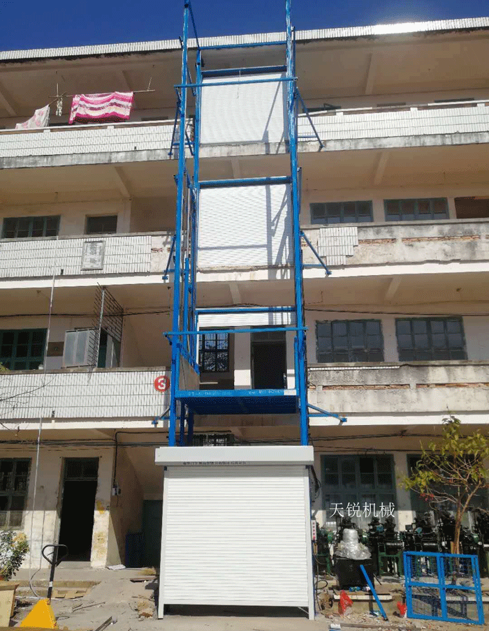 百色室外升降货梯